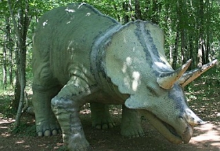  Parque de dinosaurios 